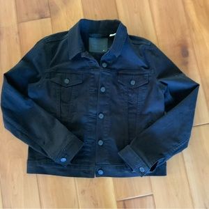 Levi’s Premium black jean trucker jacket size M